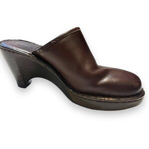 Born Mule Size 8 / 39 Wedge Heel Platform Clog Brown Leather Slip On Shoe.